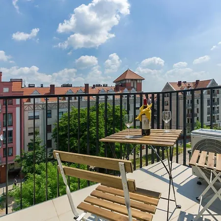 Апартаменты View Garbary By Renters Познань